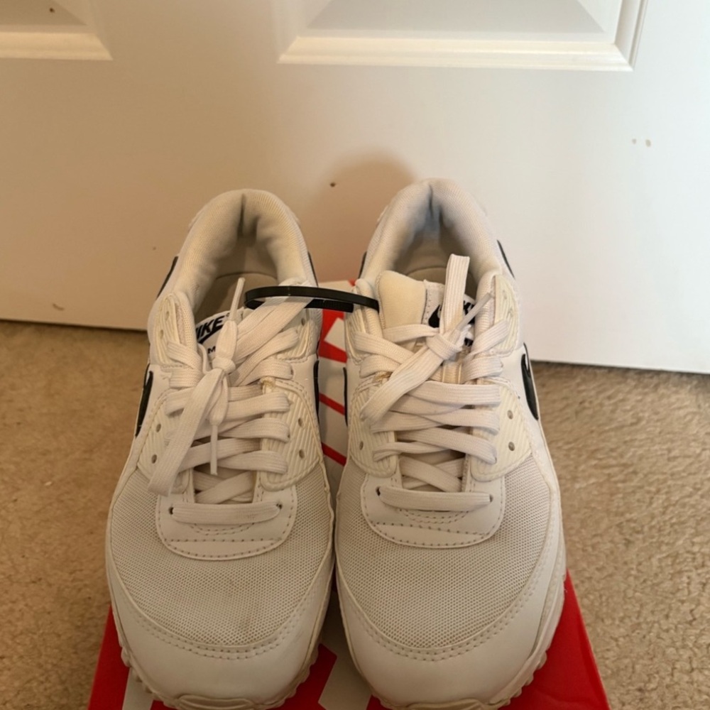 Nike Air Max White and Black Sneakers - Picture 5 of 5